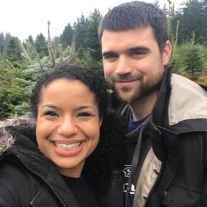 Meet your Posher, Joya